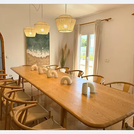 Truvi كالا غلدانا