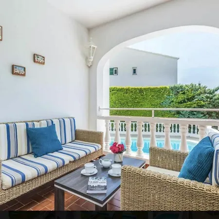 Villa Truvi *